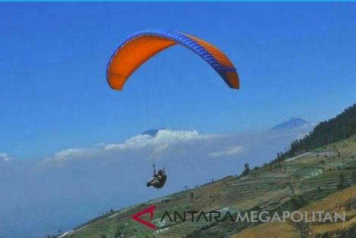 Mapala UI jajaki potensi paralayang Pegunungan Arfak