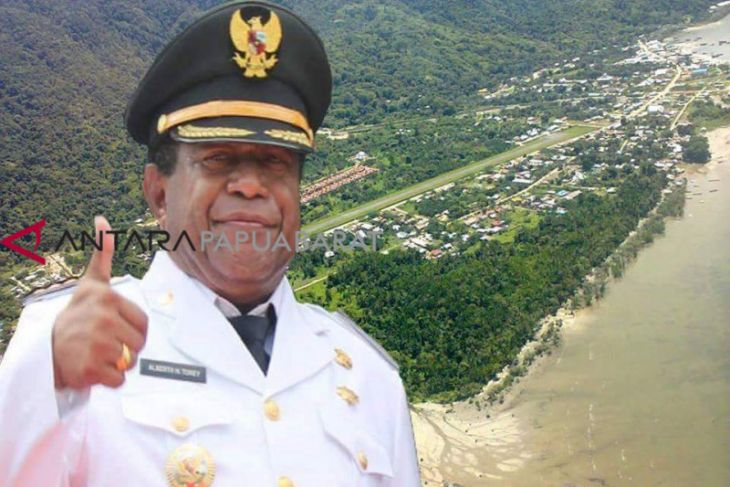 Bupati Pertama Teluk Wondama tutup usia