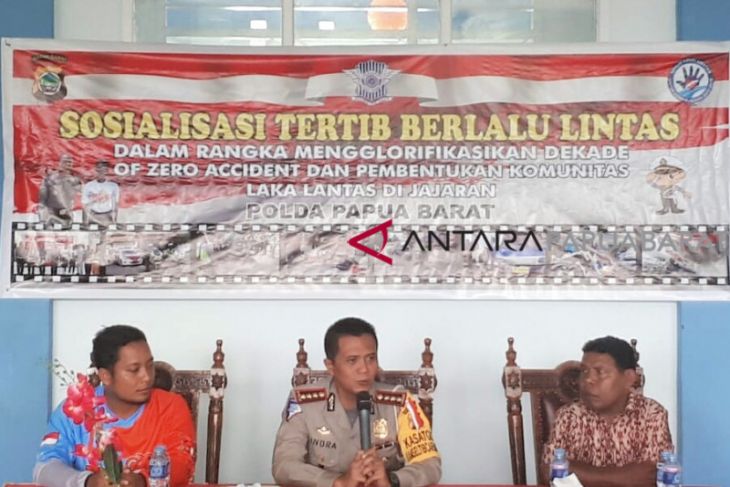 Pelajar diharapkan jadi pelopor keselamatan berkendara di Raja Ampat