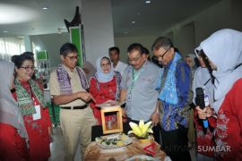 Gubernur nilai masyarakat di daerah belum terlalu paham ilmu gizi