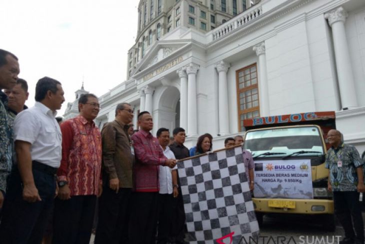 Bulog gelontorkan 1.000 ton beras medium