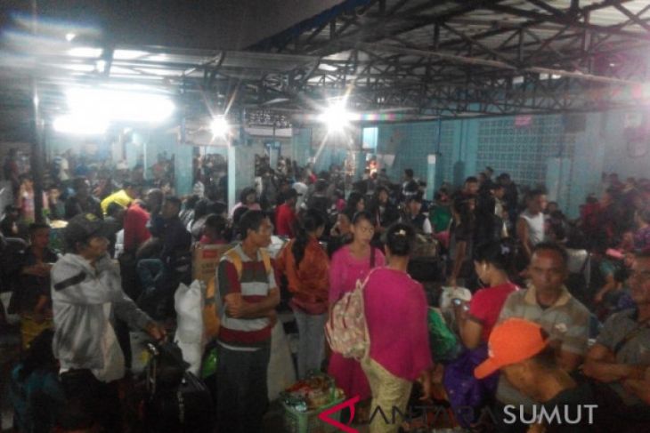 H-2 penumpang di pelabuhan Sibolga naik 200 persen