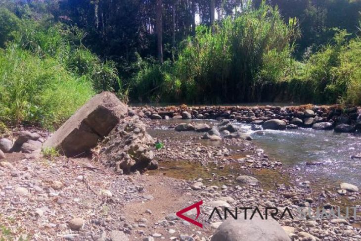 Petani dambakan perbaikan tanggul
