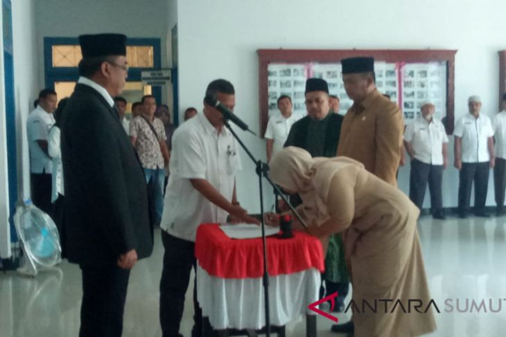 Kadis Pendidikan dan Kaban BKD dilantik
