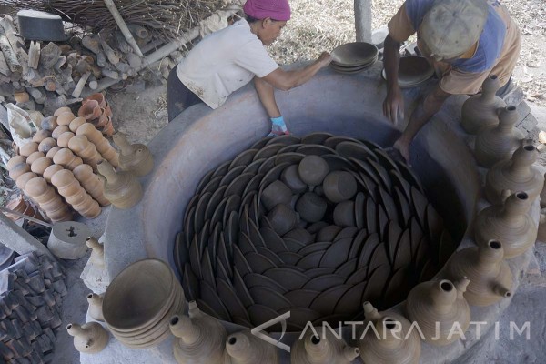 Perajin Gerabah  Tradisional Keluhkan Stagnasi Harga Jual 