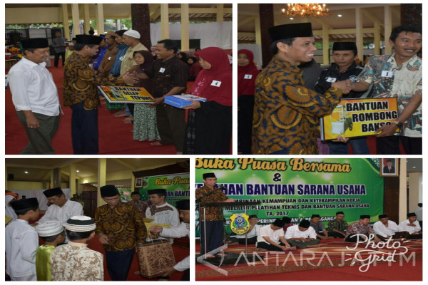 UMKM dan IKM Bondowoso Terima Bantuan Peralatan Usaha