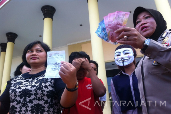Polisi Ungkap Praktik Prostitusi Pasangan Suami-istri