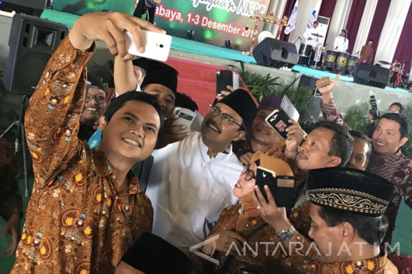 Gus Ipul Komitmen Perjuangkan Guru Agama Islam Jatim