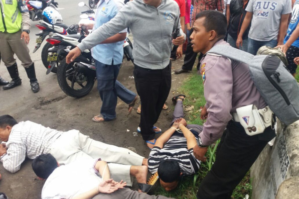 Perampok Spesialis Gembos Ban Mobil Tertangkap