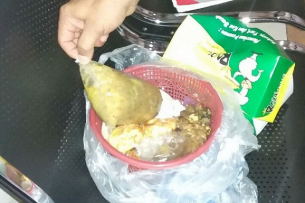 Keracunan Massal Terjadi di Blitar