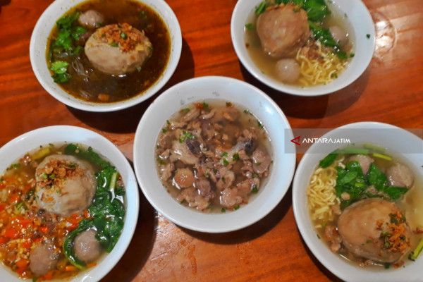 Nikmatnya Sensasi Bakso Wagyu Cincang Kuah Rawon