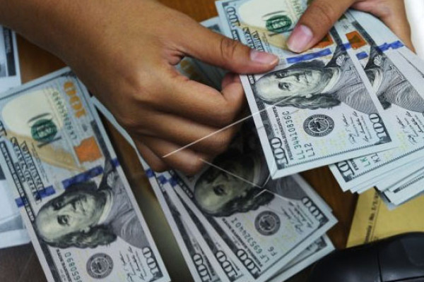 Kurs Dolar AS Melemah