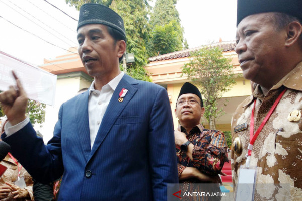 Cari Keringat Melalui Bertinju ala Jokowi