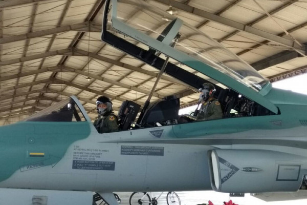 Lima Penerbang T50 Lulus Terbang Solo