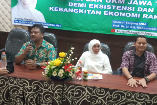 Khofifah akan Buat Pusat Informasi Super Koridor