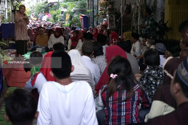 Warga Maspati Bersama Risma Siap Menangkan Gus Ipul-Puti