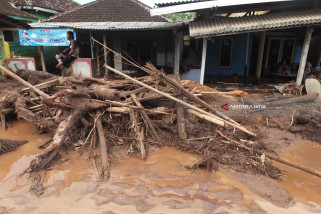 Tenda dan Dapur Umum Disiagakan untuk Korban Banjir Bandang Banyuwangi