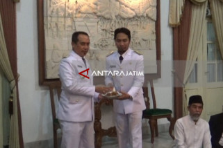 Bupati dan Wakil Bupati Madiun Siap Jalankan Visi-Misinya (Video)