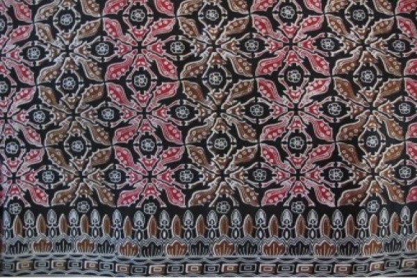 Batik Jadi Tema Utama