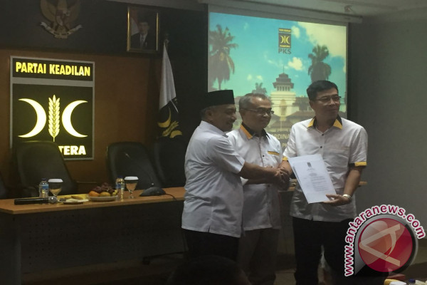 Pengamat: PKS mesin partai paling efektif