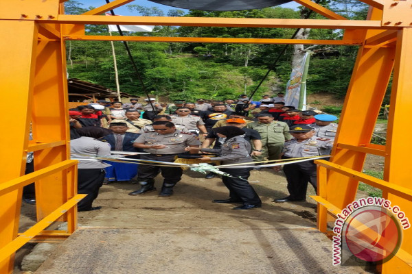 Jembatan Bhayangkara Membentang di Dua Kecamatan Cianjur
