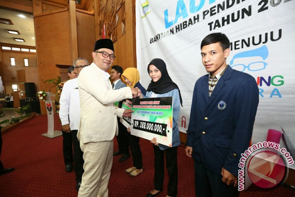Pemkot Bandung Beri Hibah Pendidikan Rp30 Miliar