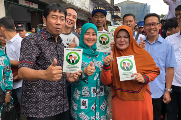 Istri Uu Ruzhanul ajak pedagang jangan golput