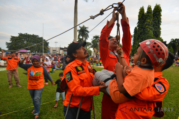 Flying fox untuk pemudik