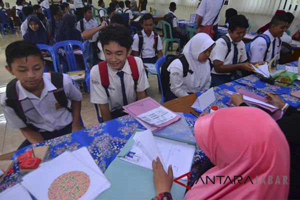 Disdik Jabar upayakan seluruh anak bisa sekolah