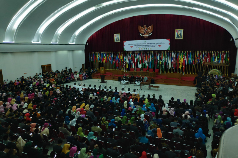 Ridwan Kamil resmi lantik enam kepala daerah