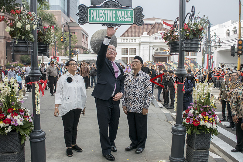 Peresmian Palestine walk