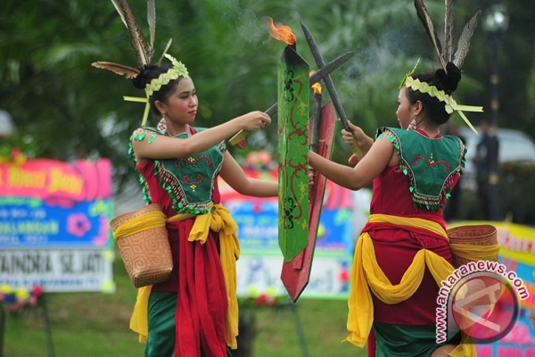 Seni Tari Berkembang Pesat - ANTARA News Kalimantan Selatan