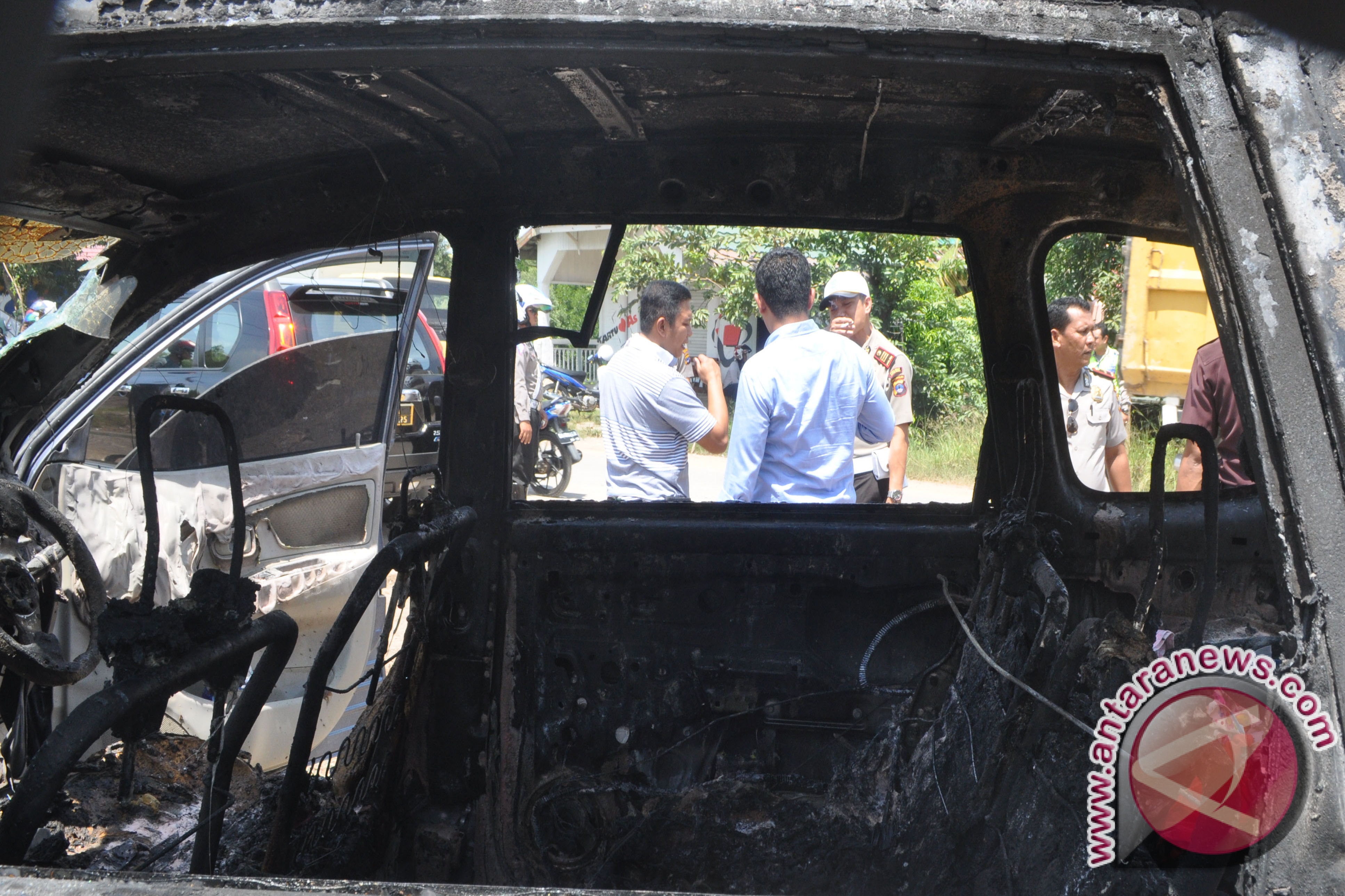  Avanza  Terbakar Di SPBU Kotabaru ANTARA News Kalimantan 