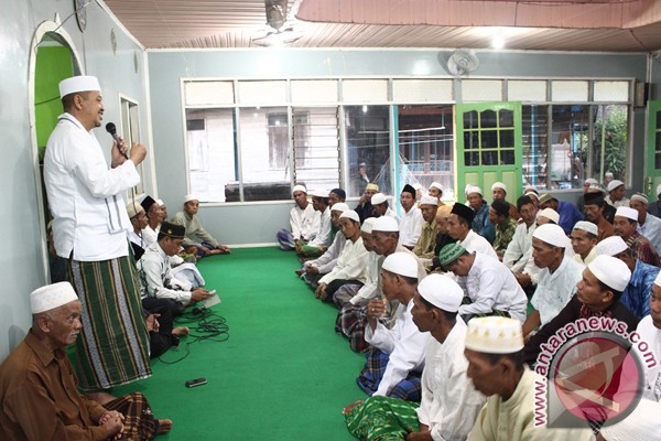 Kehidupan Islami Di Desa Lokbuntar - ANTARA News 