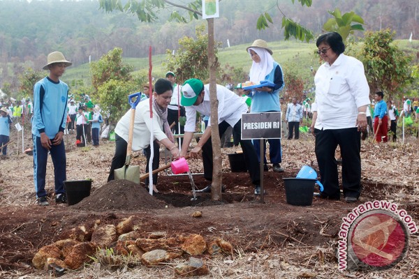 Legislator Ajak Budidayakan Puspa Dan Satwa Langka
