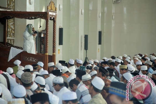 Khatib : Ibadah Kurban Simbol Loyalitas Dan Ketauhidan 