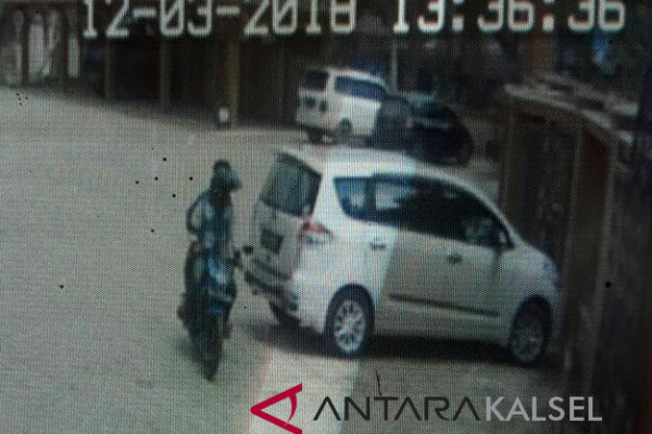 Aksi Pencurian Uang MTsN 3 HSS Terekam CCTV