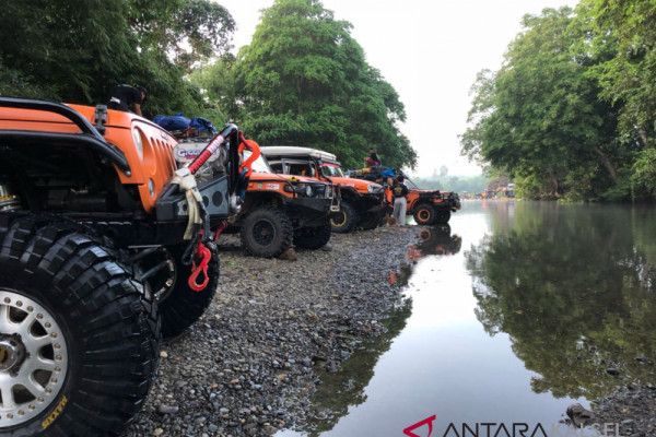 Bhayangkara MeX Offroaders Continue to Tandui River