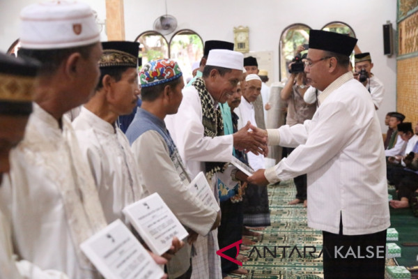 Bantuan keagamaan Kecamatan Takisung