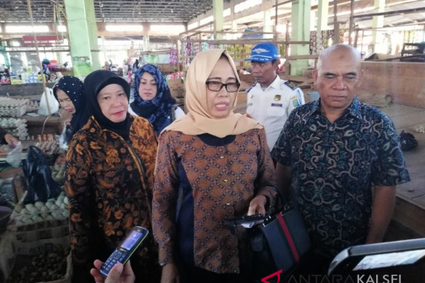 Harga Ayam Potong Capai Rp45 ribu Perkilo.