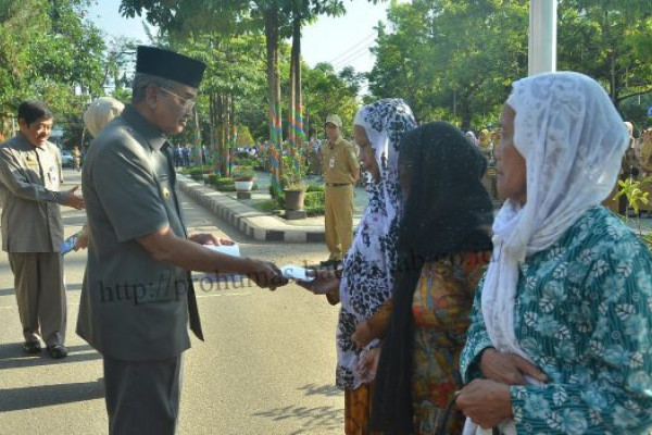 Berharap banyak warga menyalurkan zakat ke BAZ