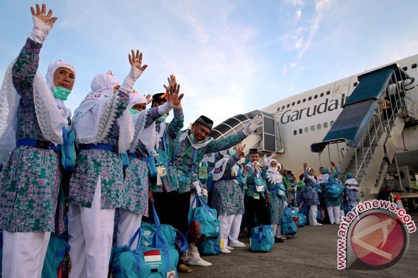 Calon haji Penajam harus menunggu 21 tahun diberangkatkan