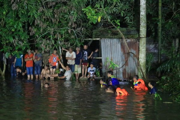 Siswa Samarinda Terseret Arus Sungai Belum Ditemukan