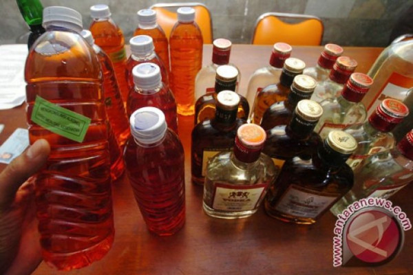 Minuman keras oplosan tewaskan 89 orang di Jabar dan DKI