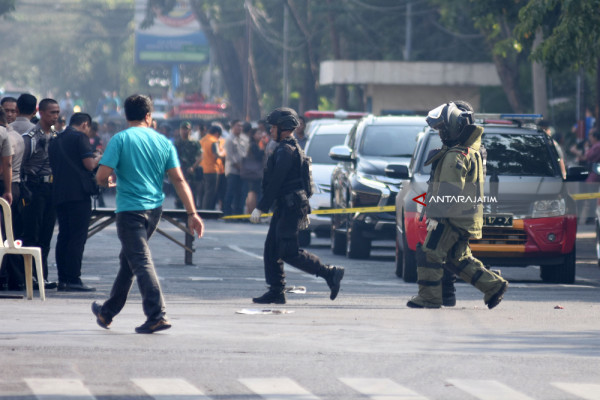 Polda Kaltim minta masyarakat tetap tenang