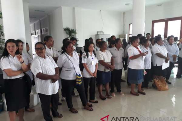 Petugas dua Puskesmas Wondama keberatan dengan besaran TKD