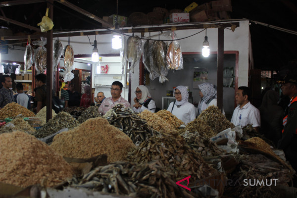 Disperindag awasi bahan makanan berbahaya