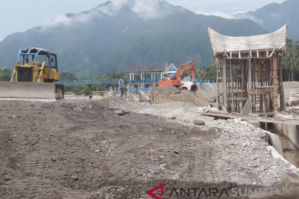 Bendungan Sitakkurak tak kunjung selesai, petani terancam kelaparan